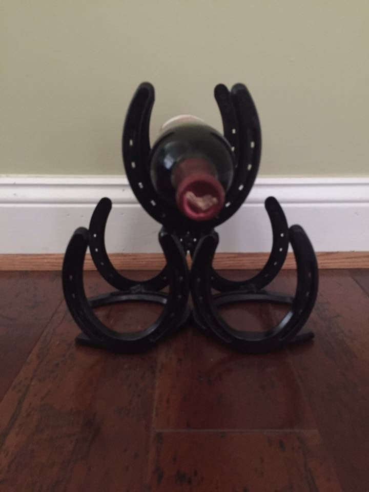 3 bottle small pyramid wine rack – Katie Holmes' Horseshoe Art