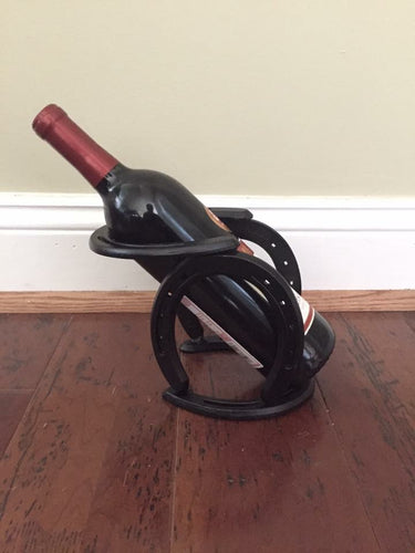 Single wine bottle holder