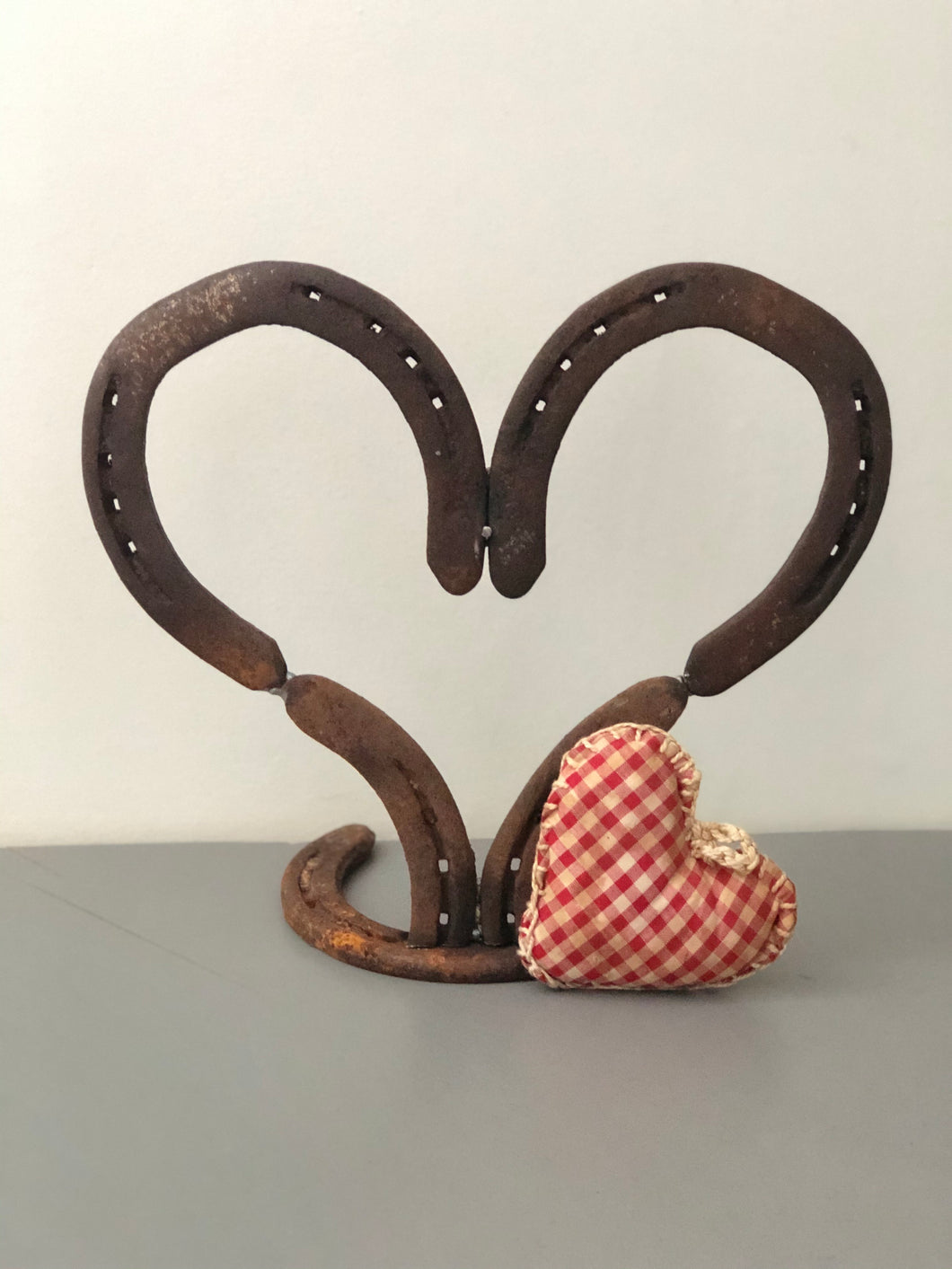 Rustic heart on stand
